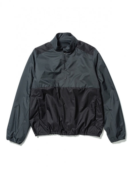 REVERSIBLE NYLON PULLOVER