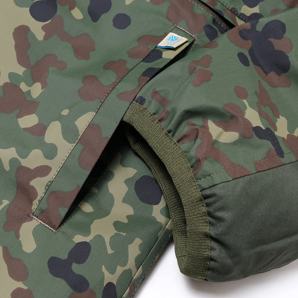 ナイロンタフタプリント Karrimor Wネーム J912