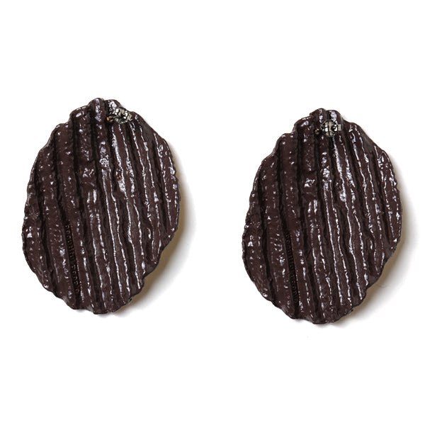 giza choco chip pierced earrings