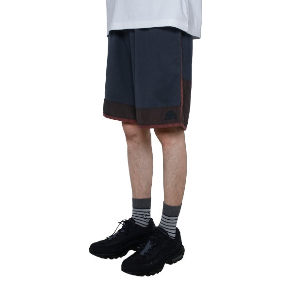 TAPED LIGHT SHORTS