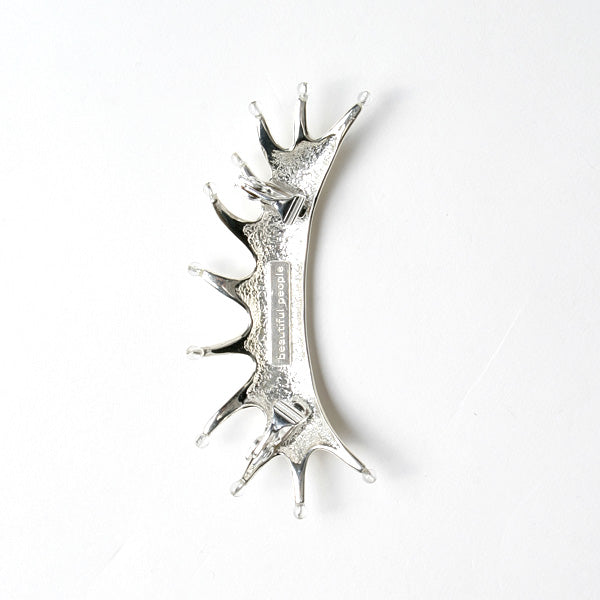 trap flower motif ear cuff