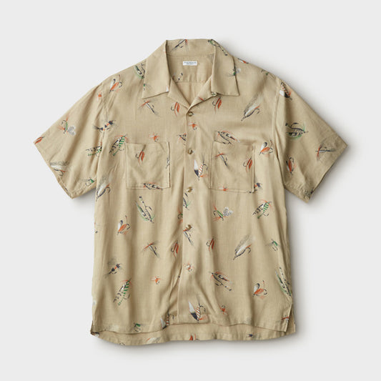 FLY PATTERN OPEN COLLER SS SHIRT