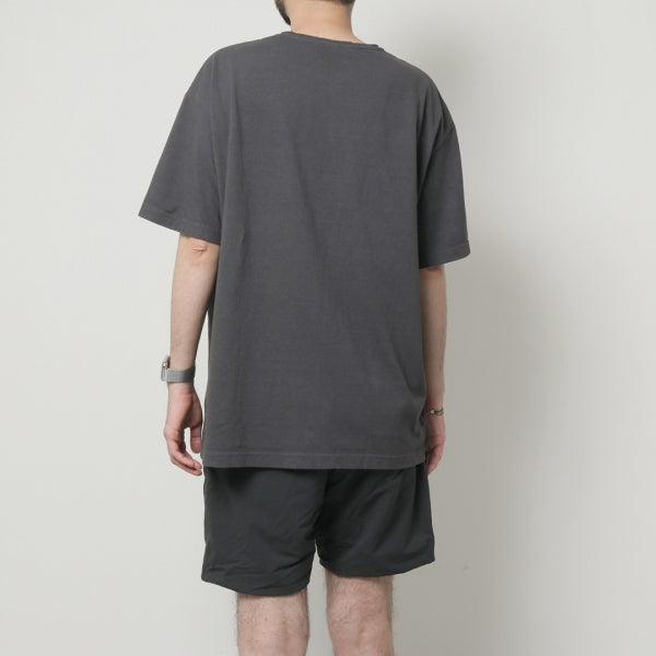 Easy Fit Damaged Pocket Tee