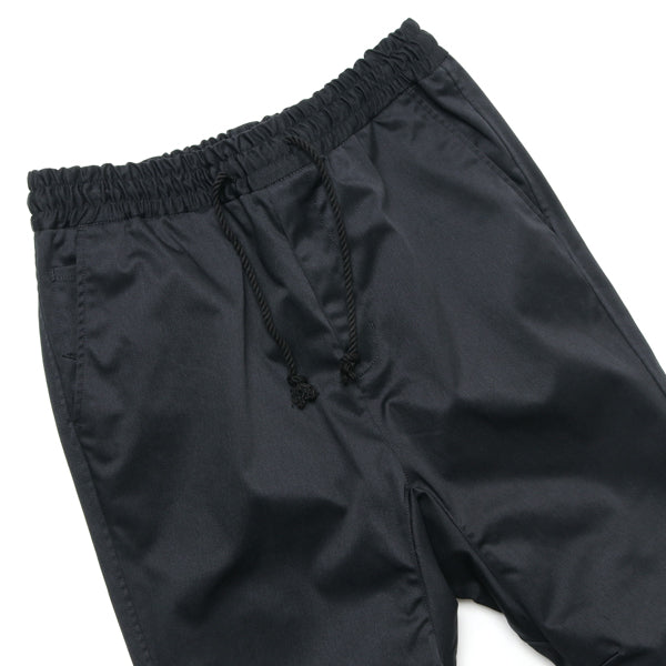 TWILL STRETCHED DARTED PANTS