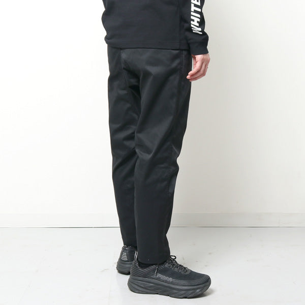 TWILL STRETCHED DARTED PANTS