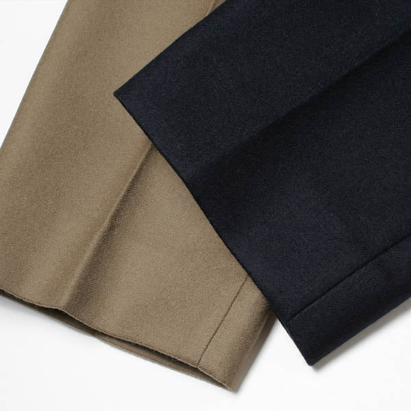 LIGHT MELTON SLACKS