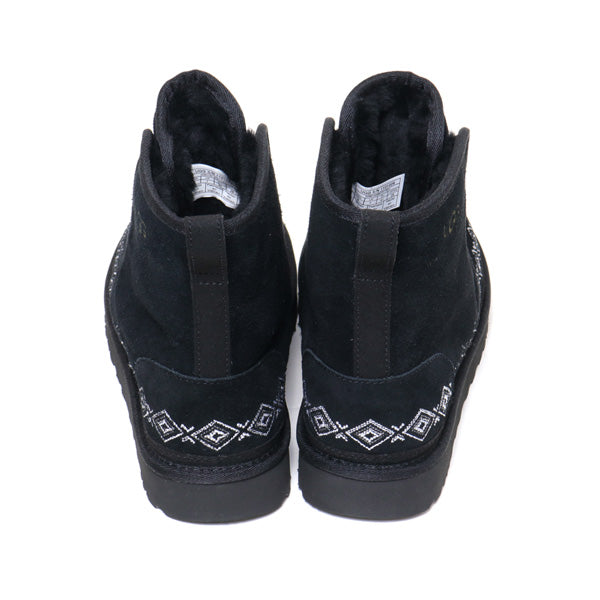 WM × UGG EMBROIDERED FRONT GORE BOOTS