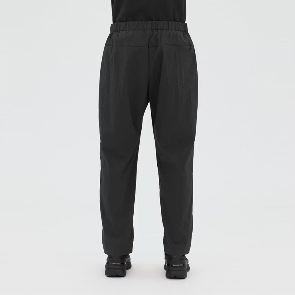 LIGHTWEIGHT SLIM PANTS