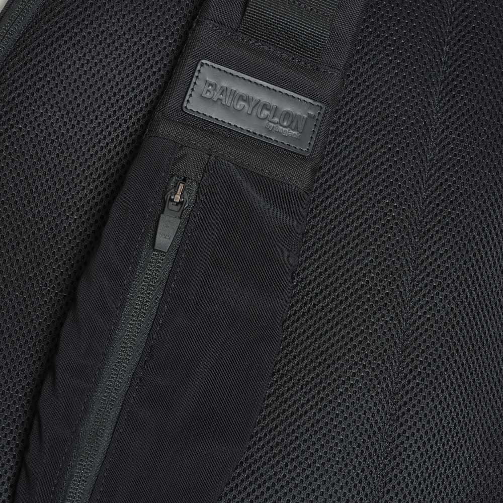 SINGLE STRAP BAG