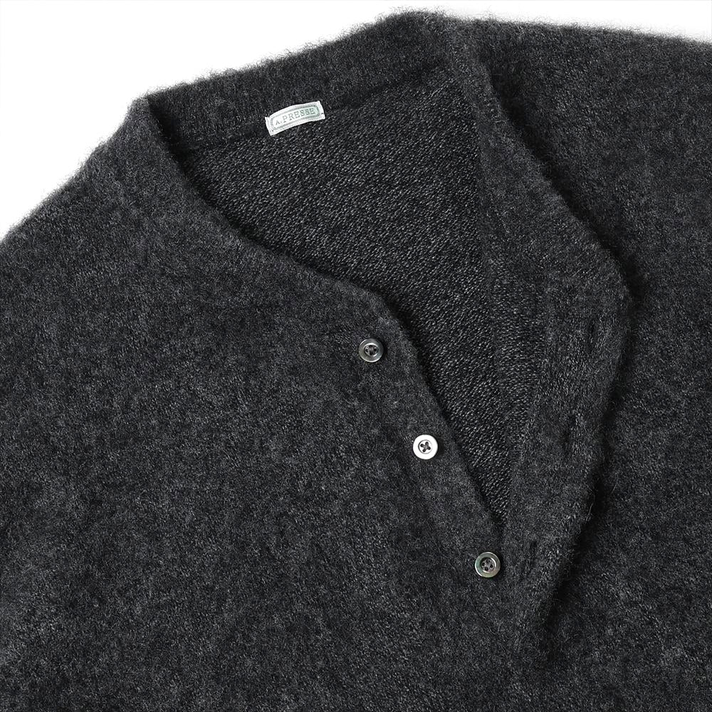 Cashmere Middle Gauge Henley Neck Sweater