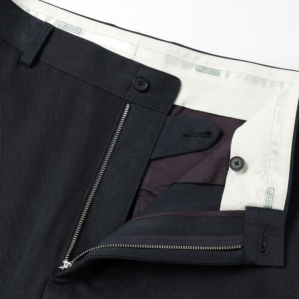 Type.3 Chino Trousers