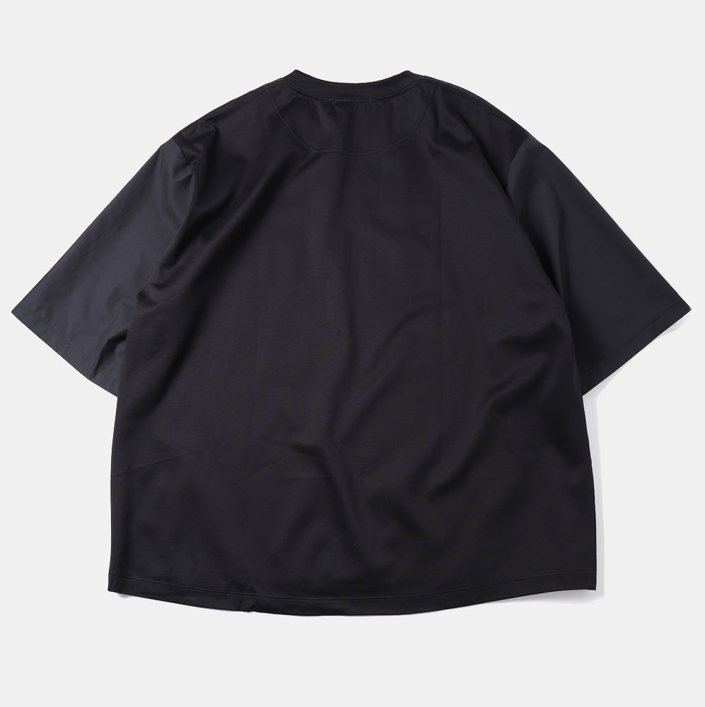 T SHIRT C