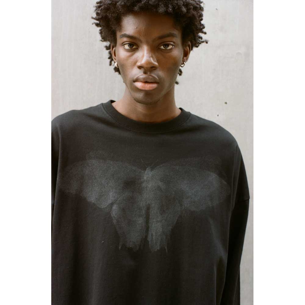 OVERSIZED LONG T-SHIRT