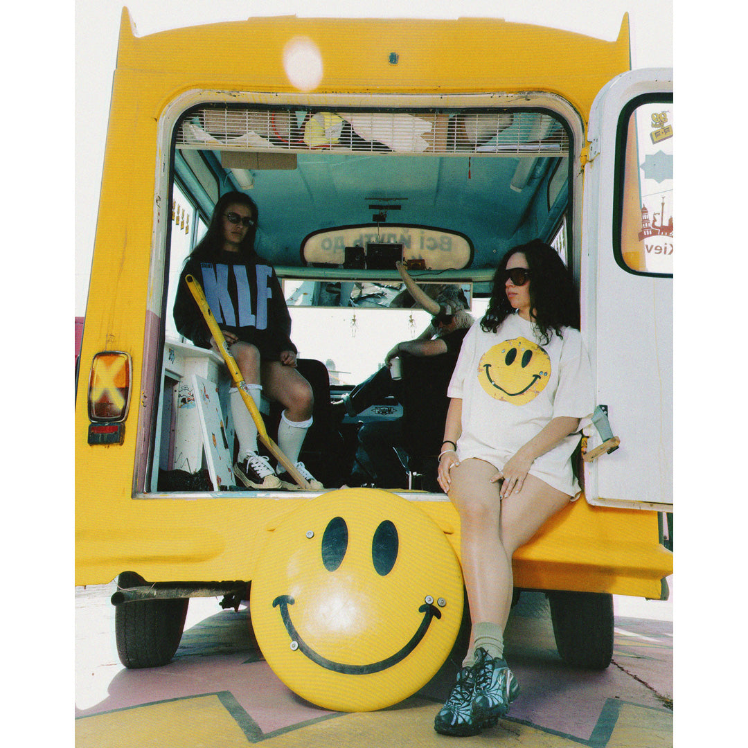 SAINT Mxxxxxx × The KLF SS TEE SMILE WHITE