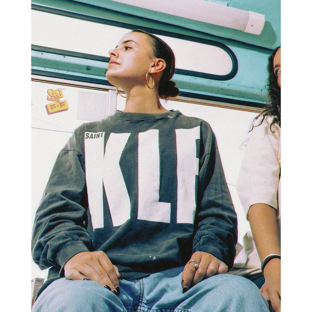 SAINT Mxxxxxx × The KLF LS TEE WHITE KLF