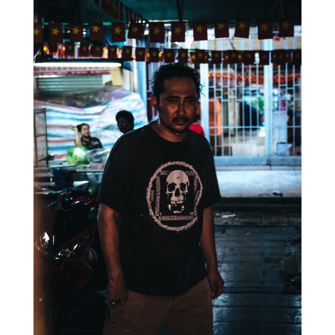 SAINT Mxxxxxx × Kosuke Kawamura SS TEE PERVERSION
