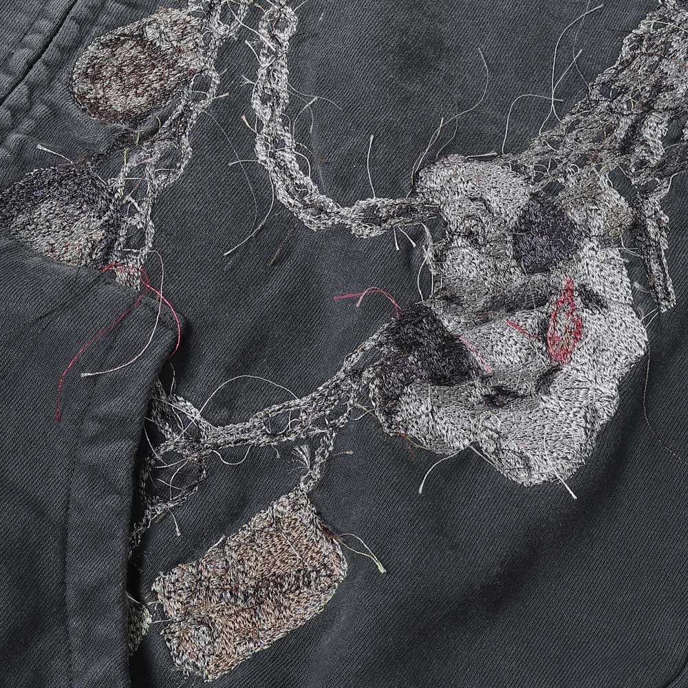 EMBROIDERED CHAIN ZIP-UP HOODIE