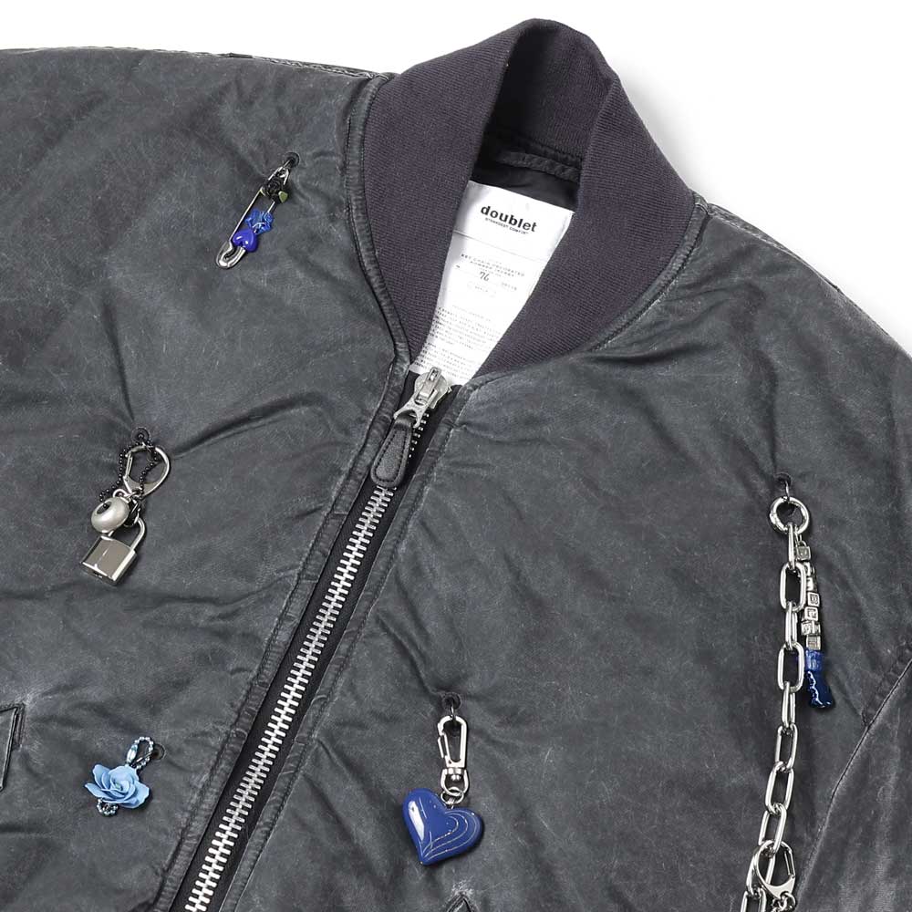 KEY CHAIN DECORATED BOMBER JACKET