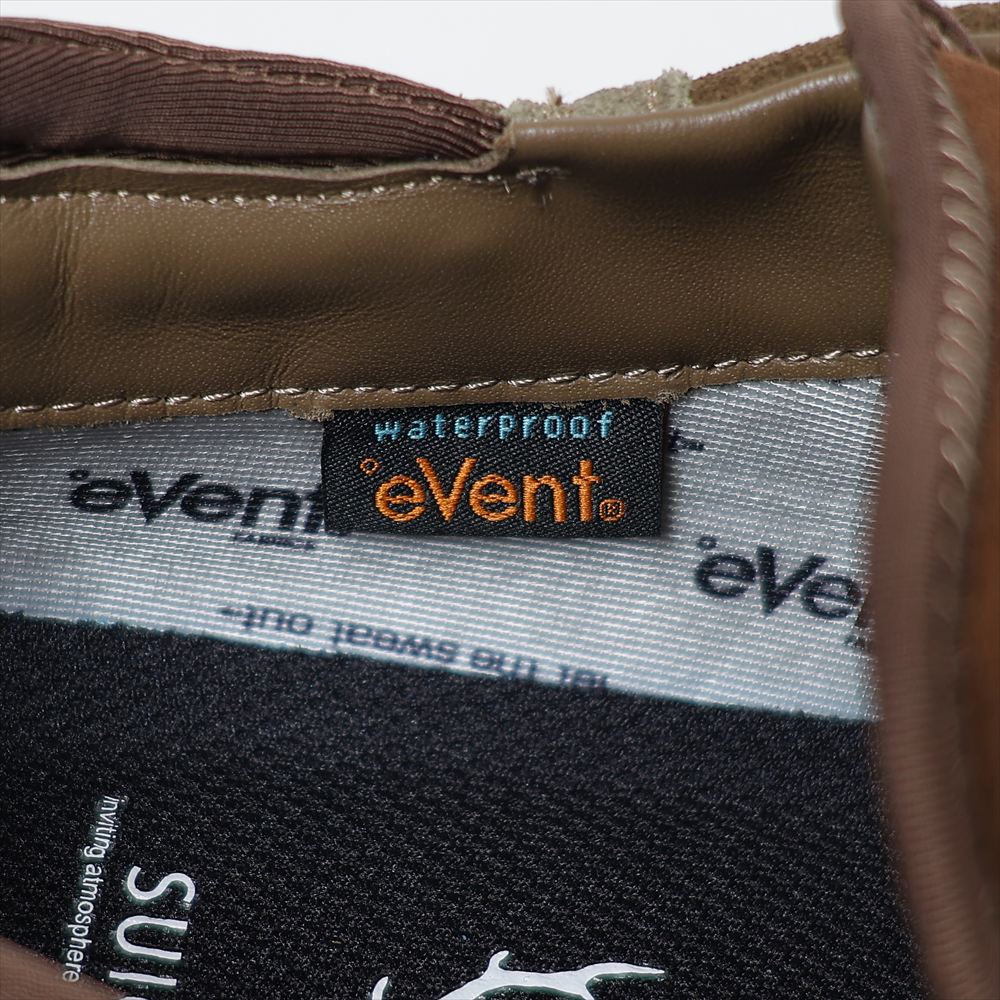 South2 West8 x SUICOKE BEETLE LO - event 9/26 (pre-event)