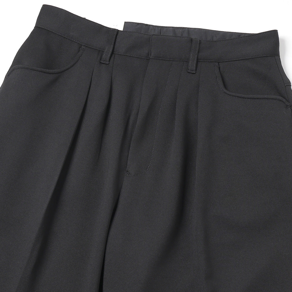 Two Tuck Wide Tapered Pants