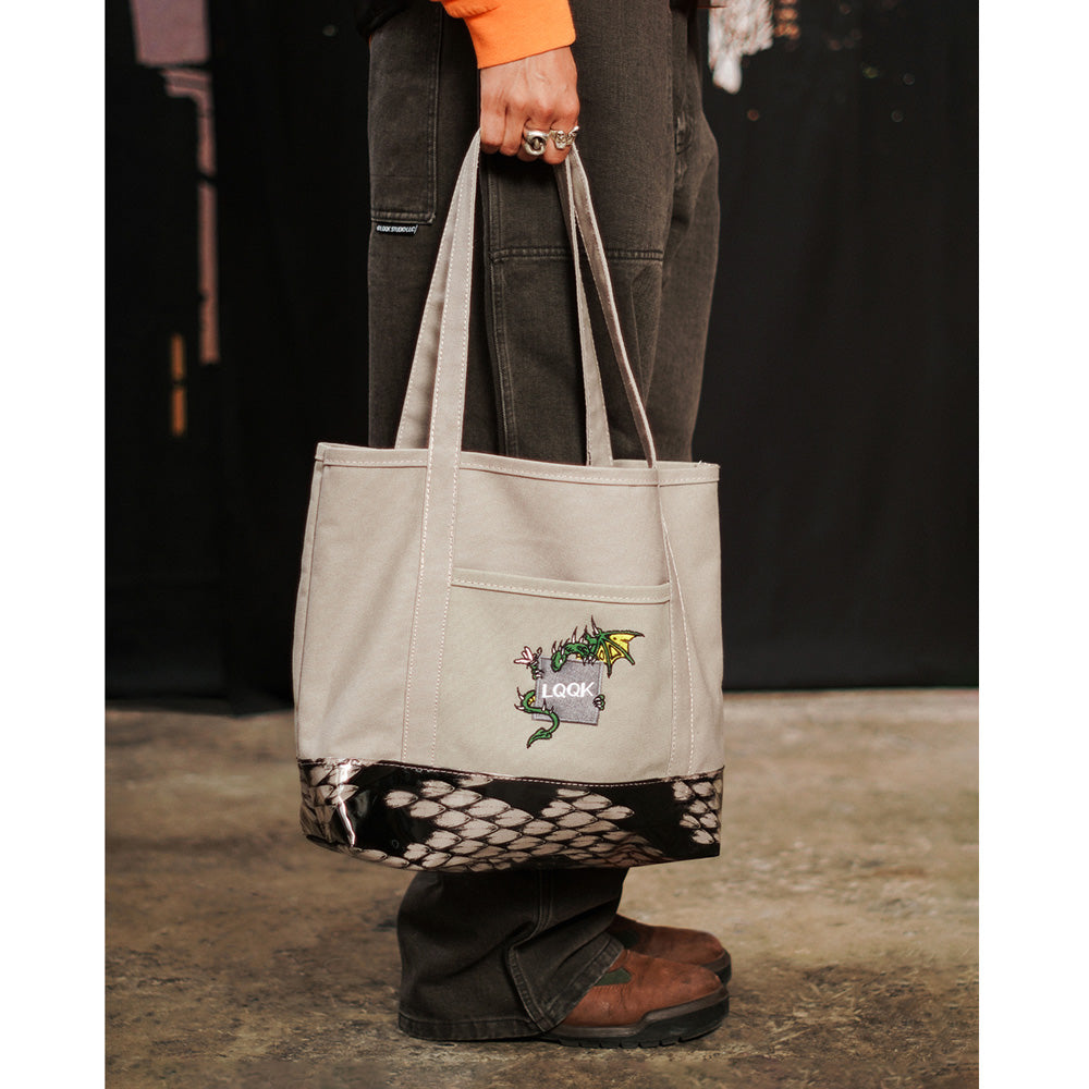 CRUEL BARB BAG