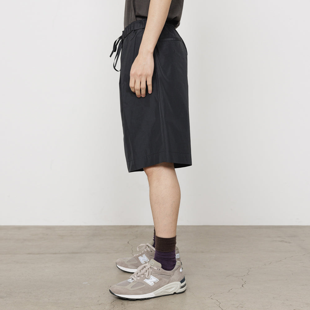 WIDE SHORTS RECYCLED POLYESTER x SILK TAFFETA