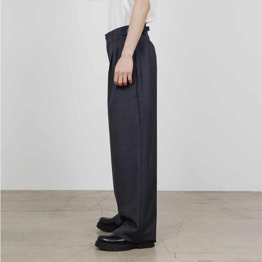 TWO TUCK MILITARY TROUSERS
