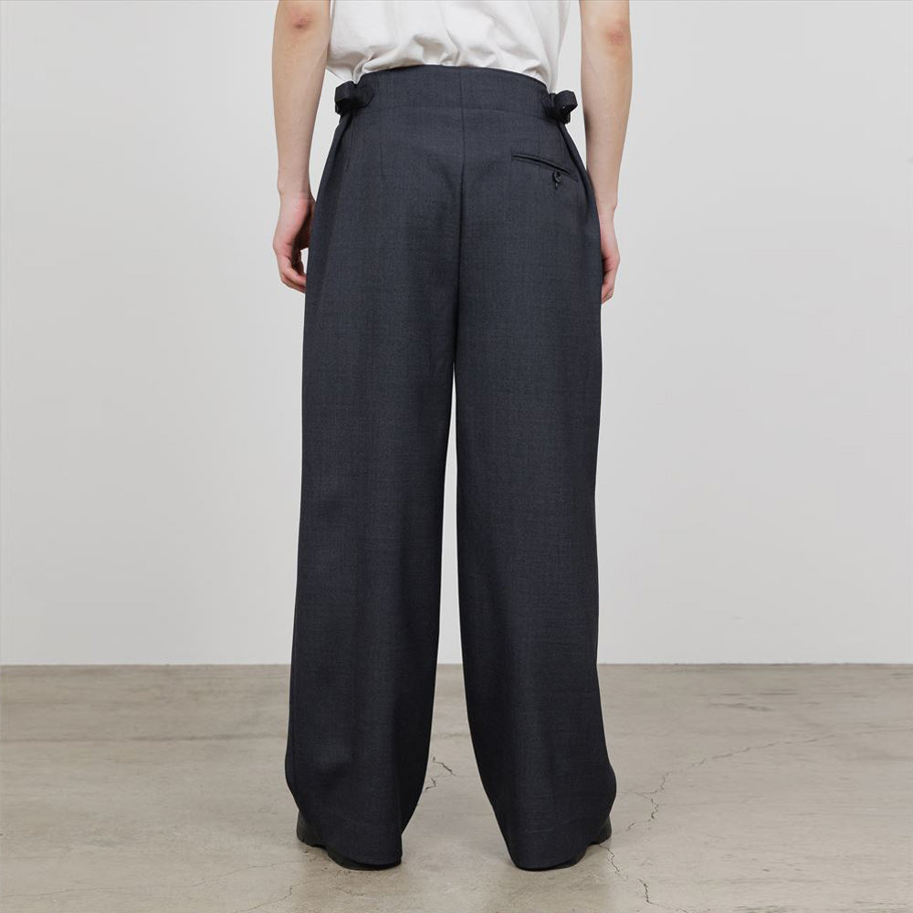 TWO TUCK MILITARY TROUSERS