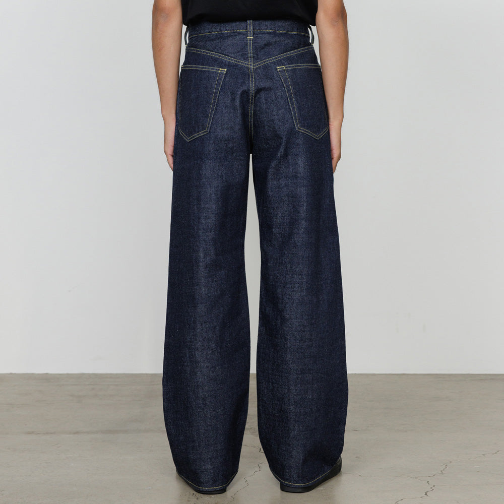 CLEAN CYLINDER FIT JEANS