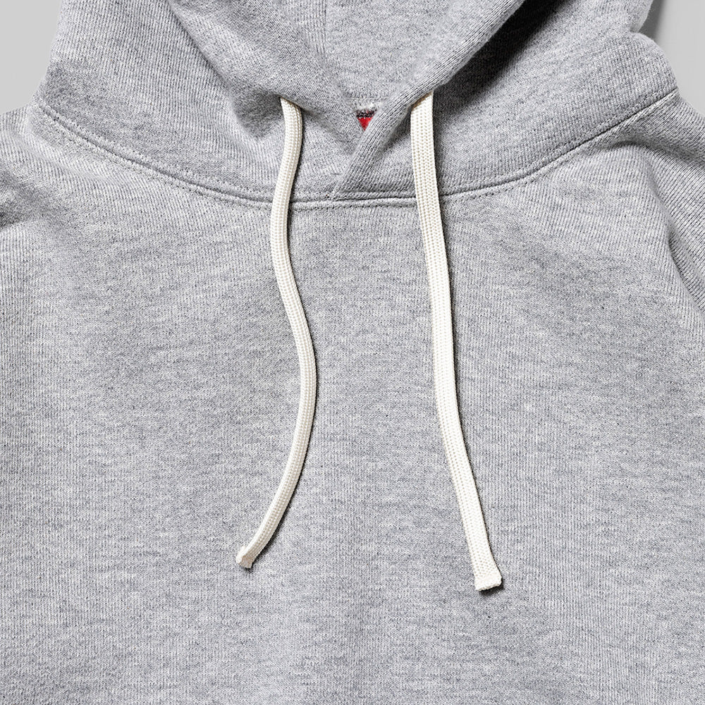 HOODED SWEATSHIRT