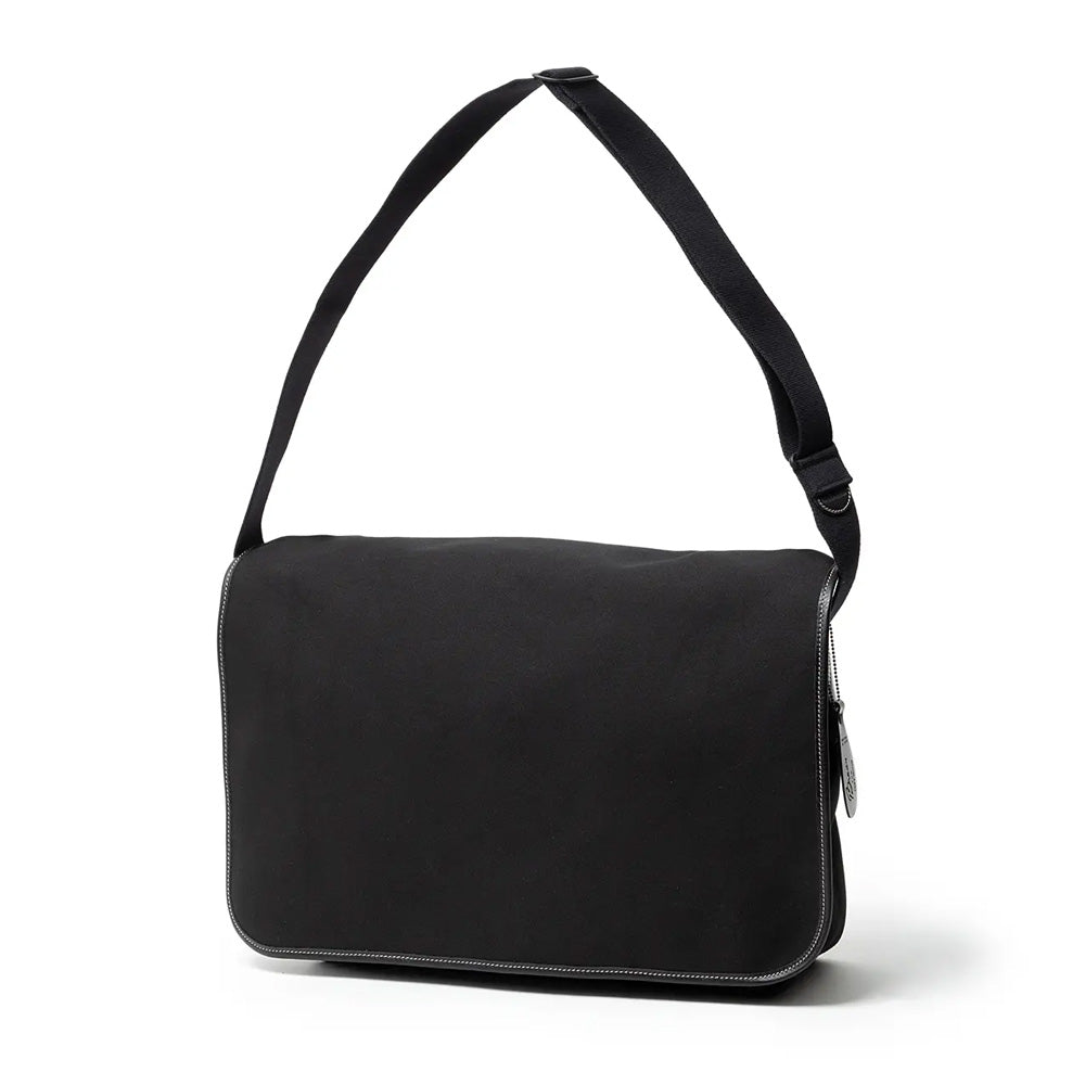 Brady × nonnative KINGSWOOD
