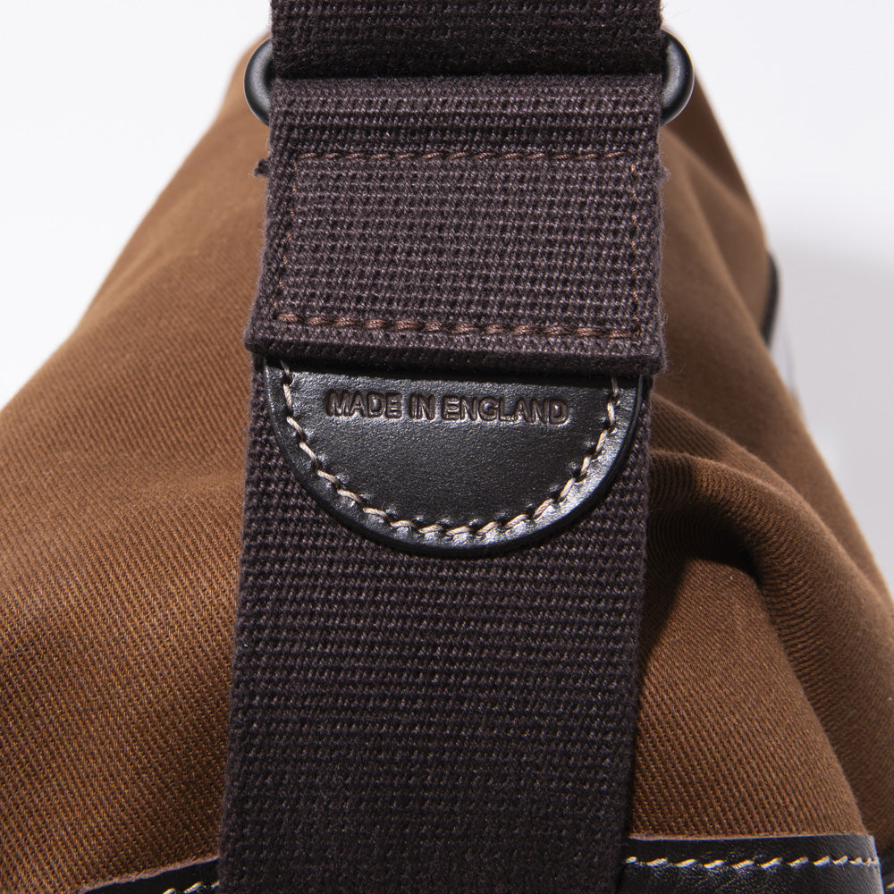 Brady × nonnative KINGSWOOD