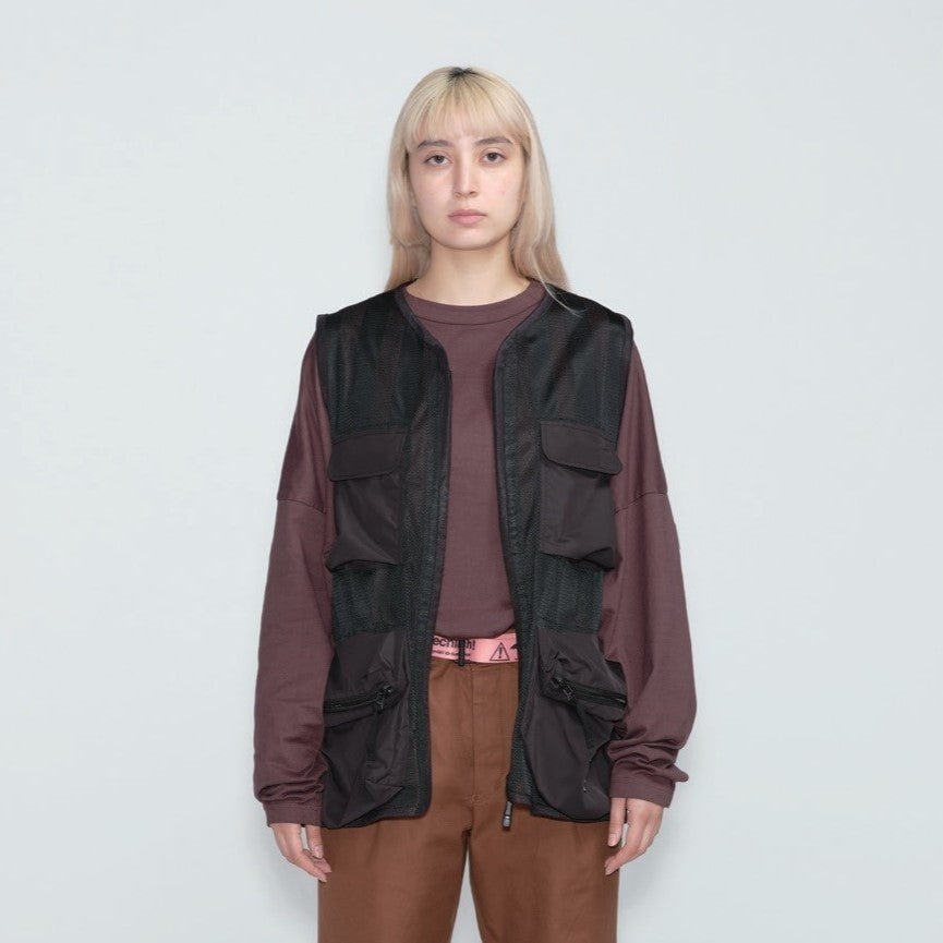STRIPE MESH VEST