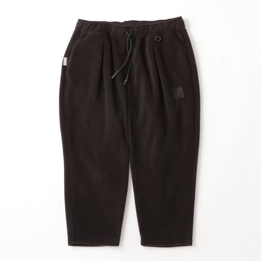 CROPPED FLEECE PANTS