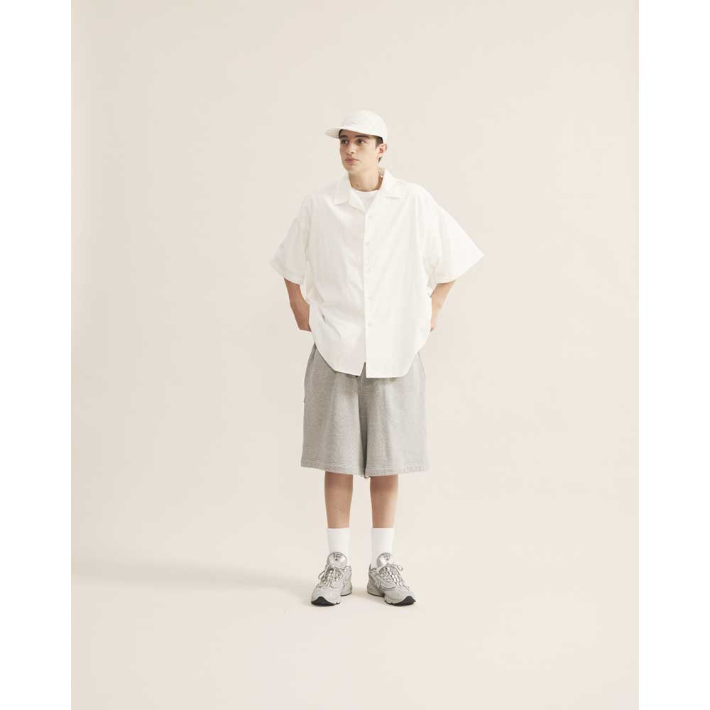 PURE WIDE SWEAT SHORTS