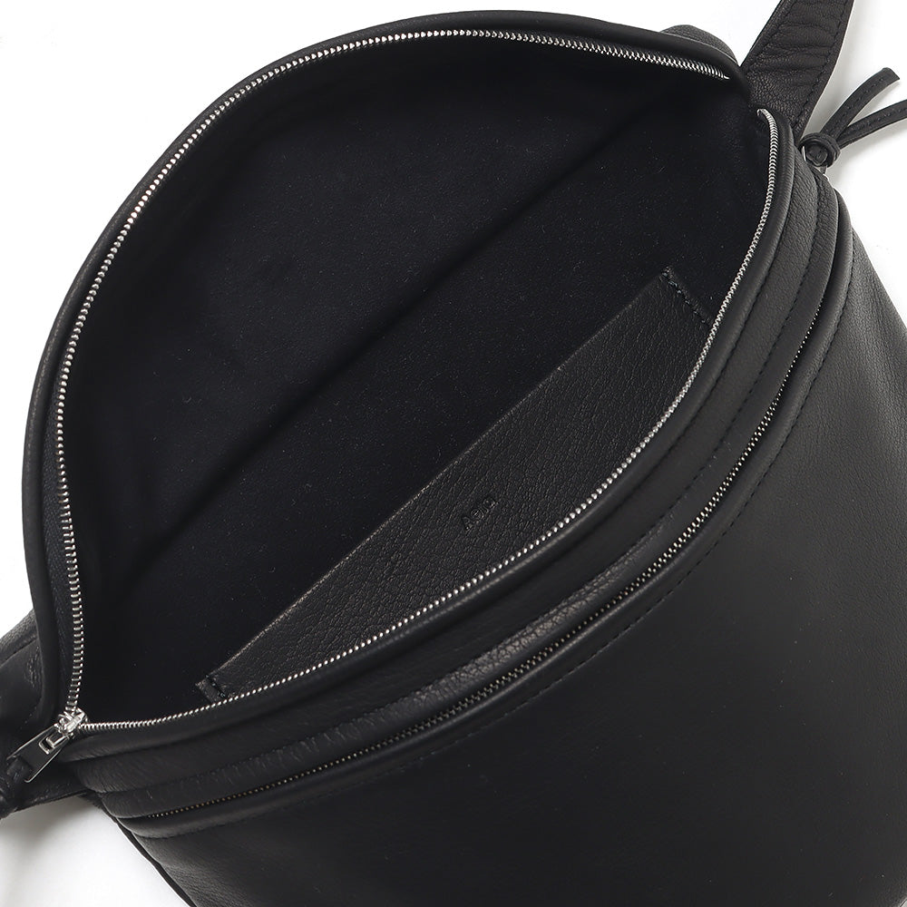 WAIST POUCH: M
