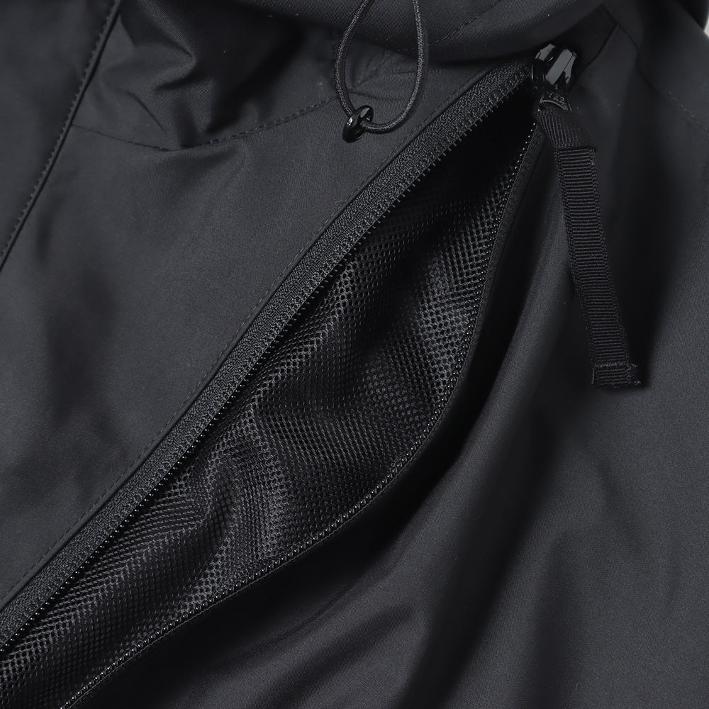 SLANT ZIP PARKA