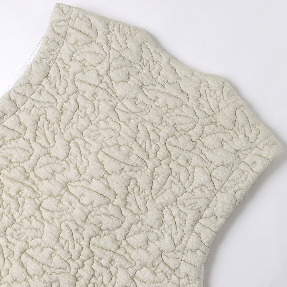 Leaves Quilted Jacquard Vest