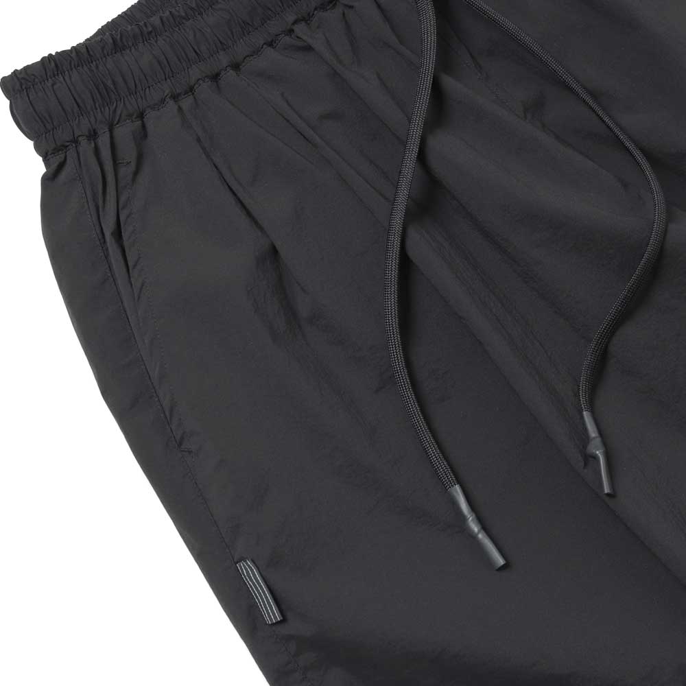NYLON BAGGY SHORTS
