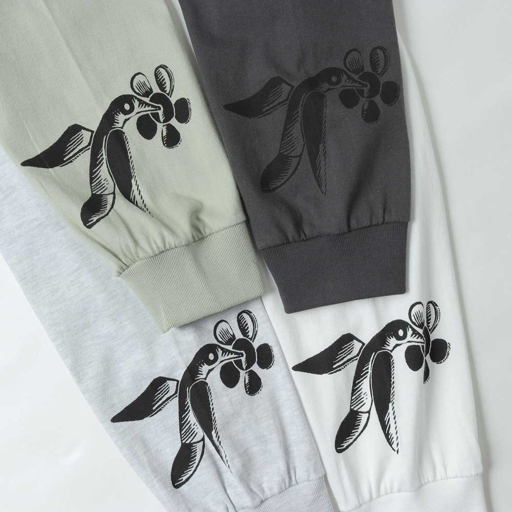 L/S T-SHIRT PEACE LOVING NATION