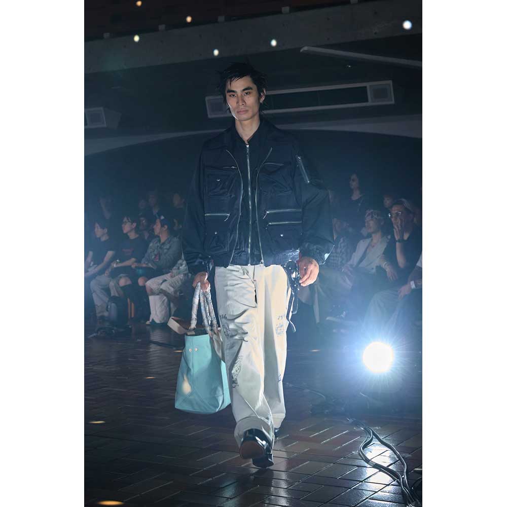 TATTOO FLASH PRINT MODERN DENIM WIDE CUT