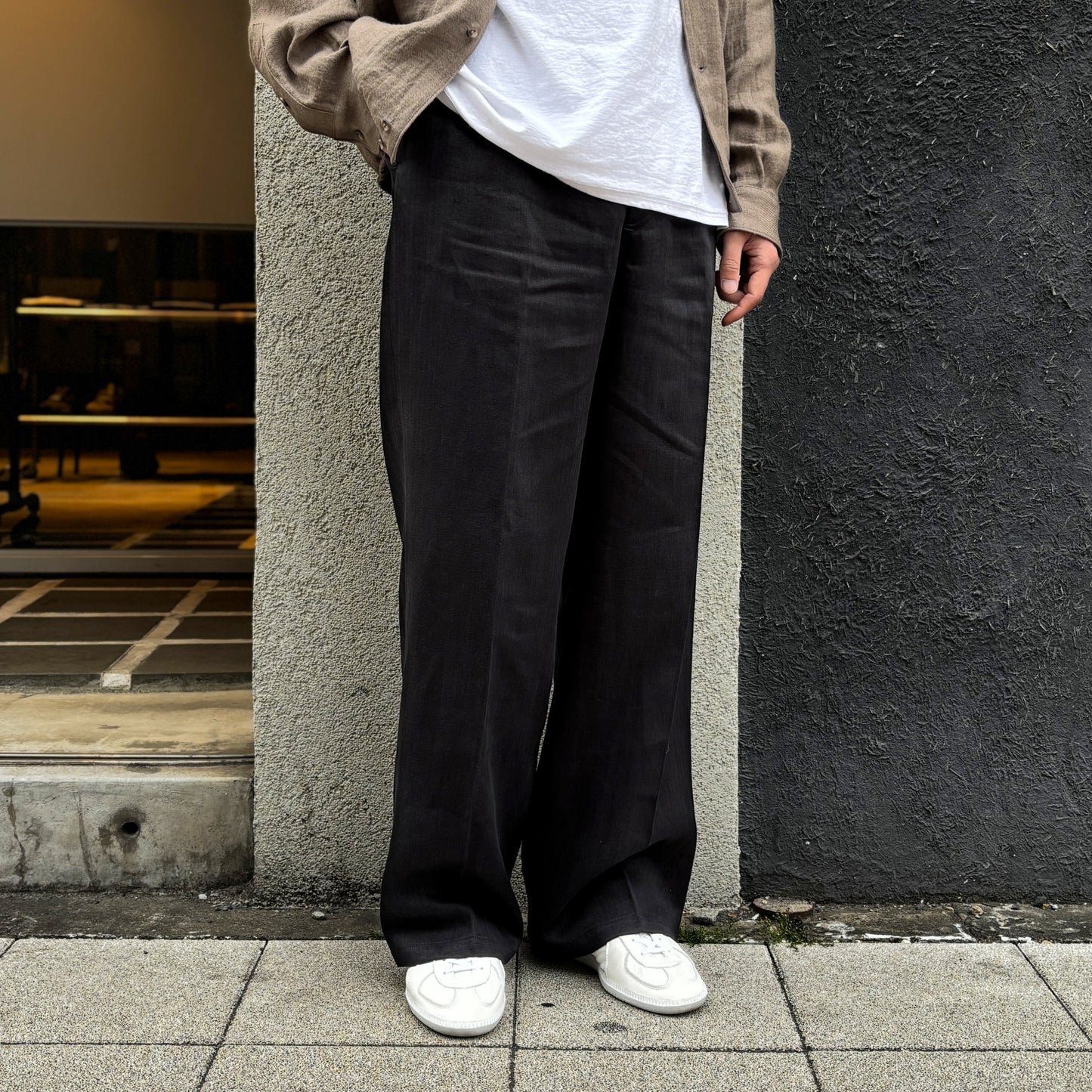 CINCH BACK WELT-POCKET TROUSER by April 26