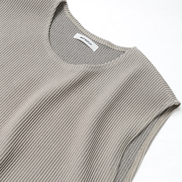 Ripple Stripe Sleeveless Top