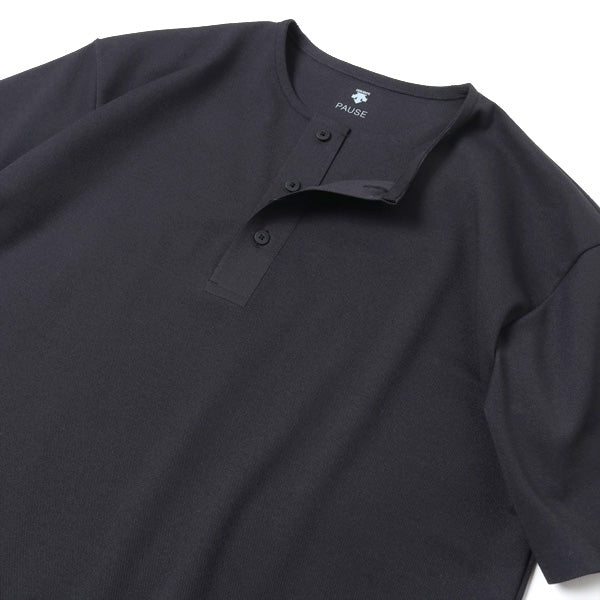 HENRY NECK T-SHIRT