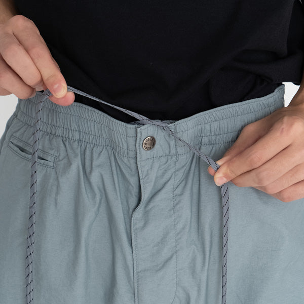 Mountain Field Shorts