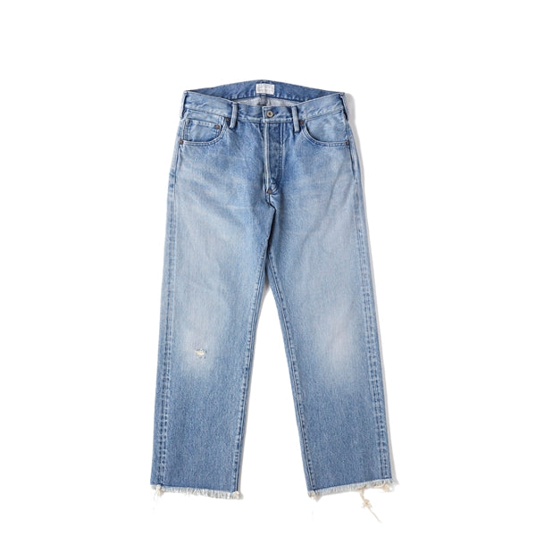 WASHED TAPERD JEANS