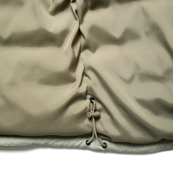 TECH MULTI POCKET MIDDLER DOWN JACKET