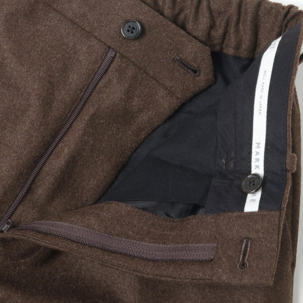 FRONT PLEATS PEGTOP BLACK WOOL JAPAN FLANNEL