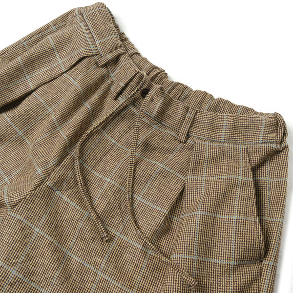 TUCK TROUSERS