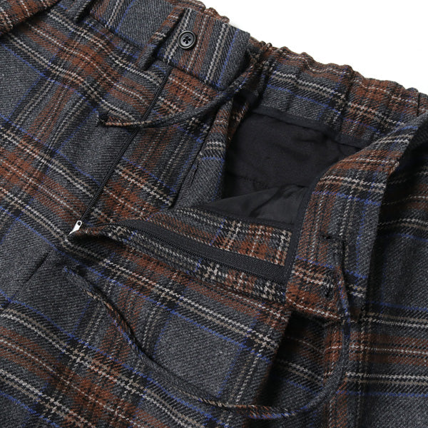 TUCK TROUSERS